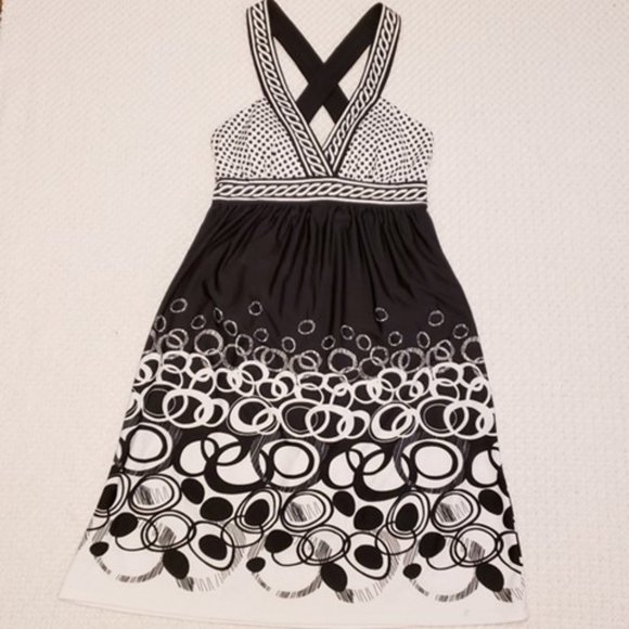 Criss Cross Back Dress - Picture 3 of 8